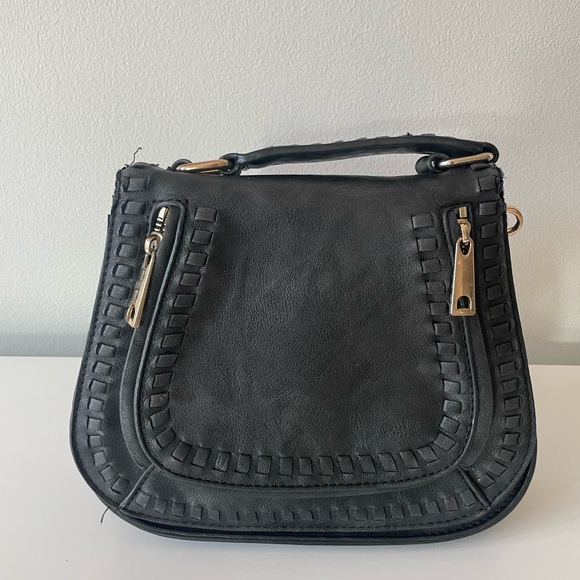 Black Woven Detail Handbag w Crossbody Option - Picture 2 of 7